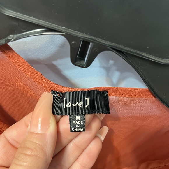 Size medium top - Picture 2 of 4